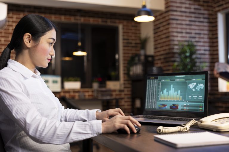 Avoiding AI Hype: How to Balance Vision with Reality in AI Development